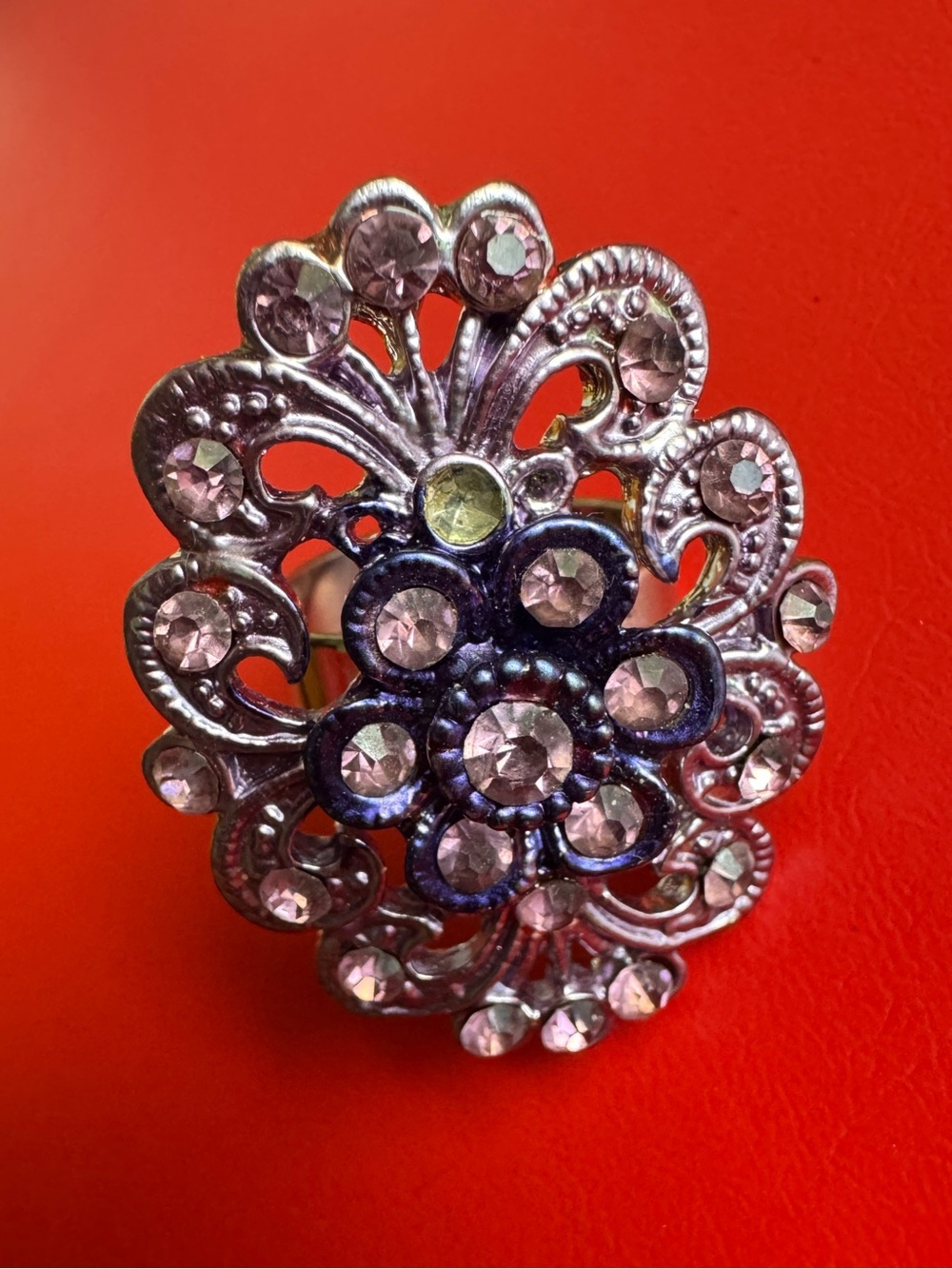 Stunning Vintage-Style Purple Rhinestone/Adjustable Silver Tone - Picture 2 of 4